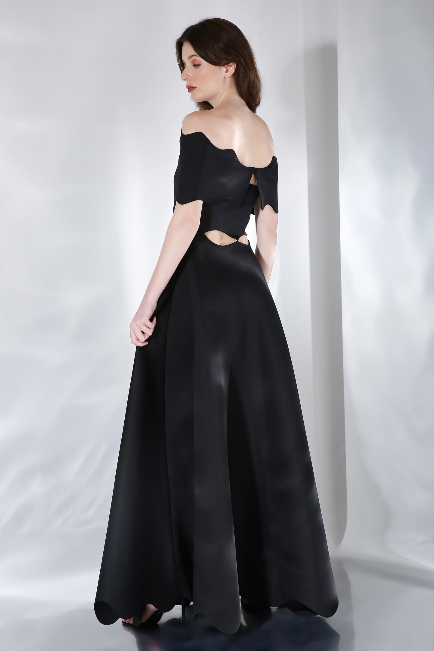 Francesca + Detachable Wavy Wrap