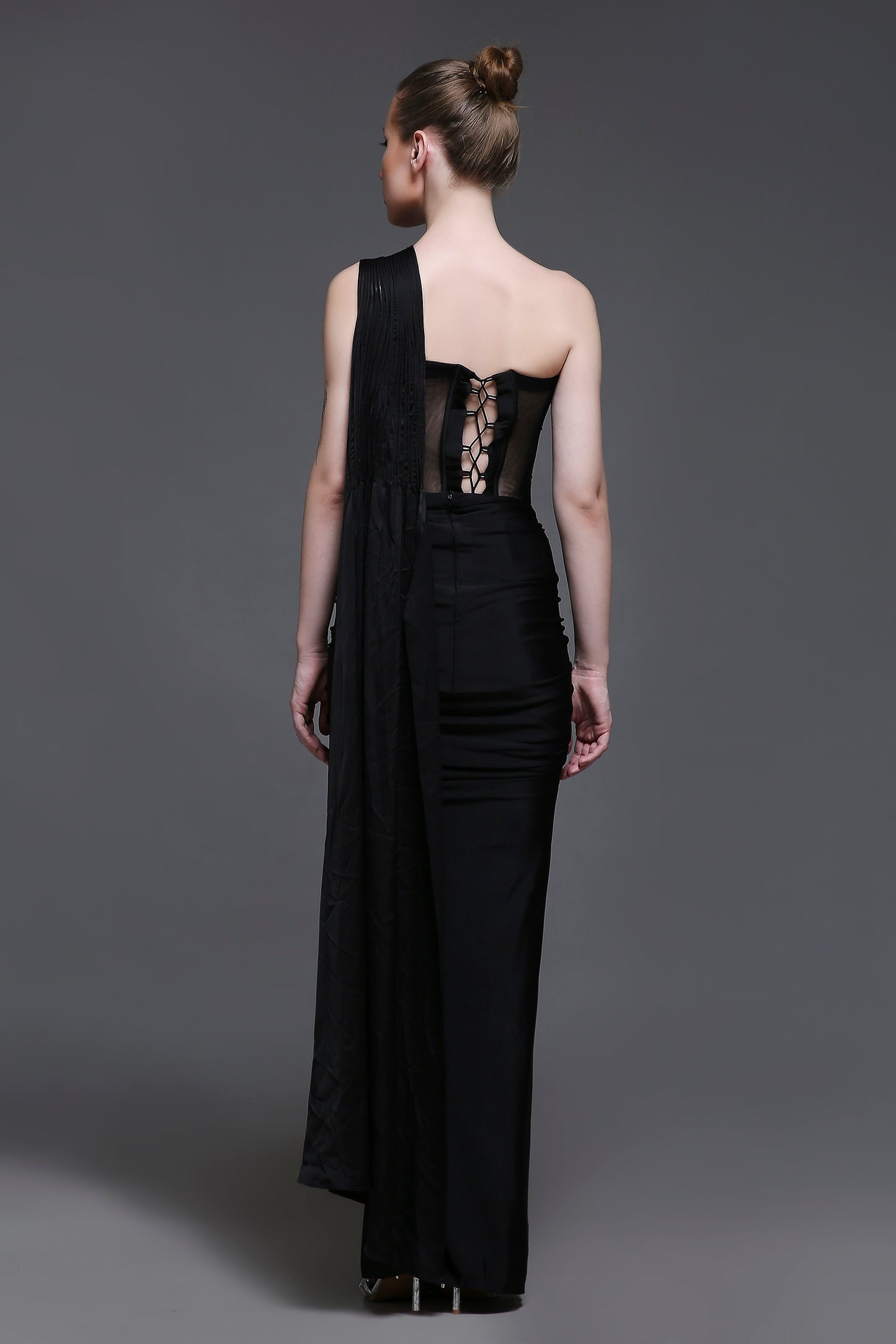 Noir Georgia Set + Drape