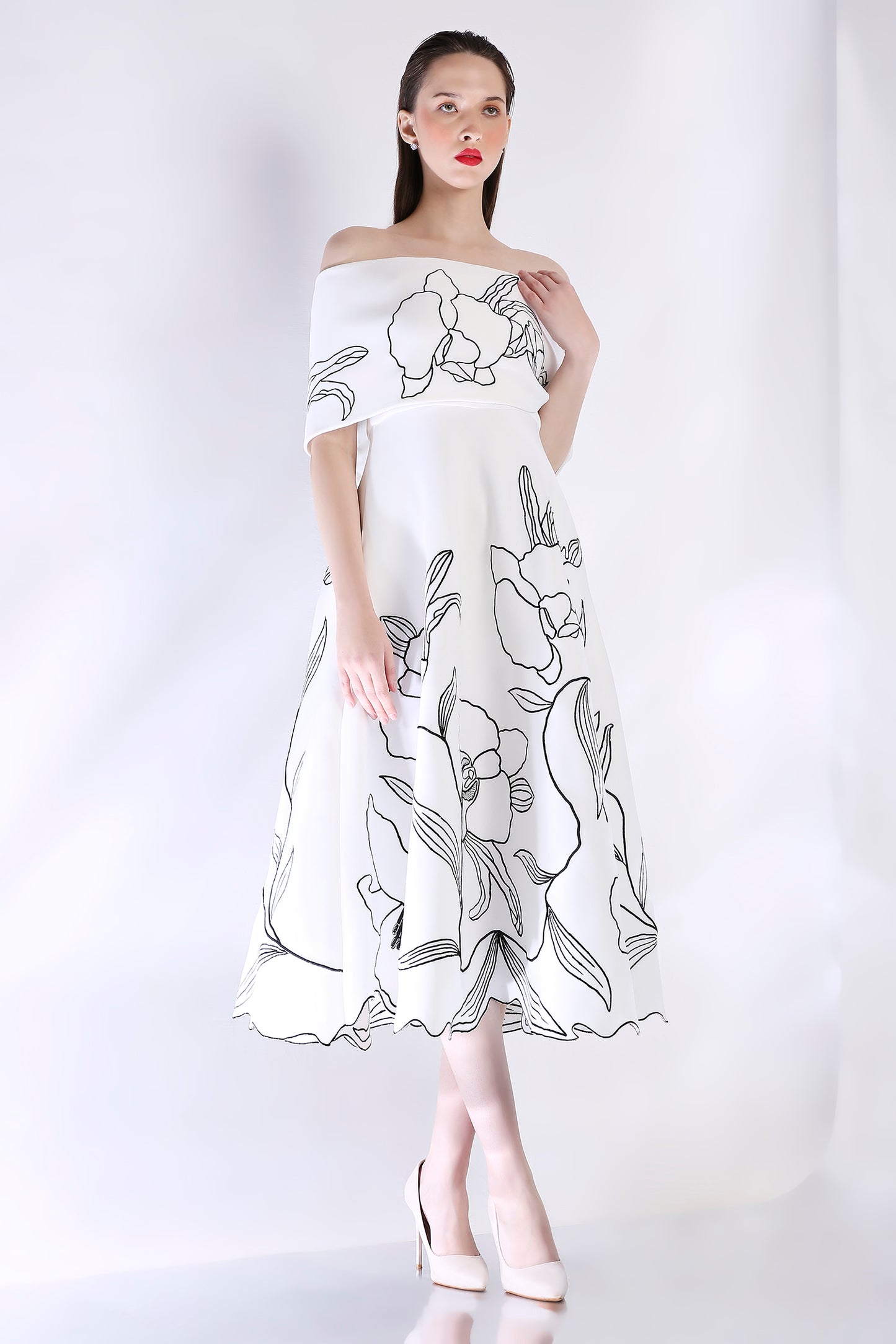 Vero + Embroidered Wrap