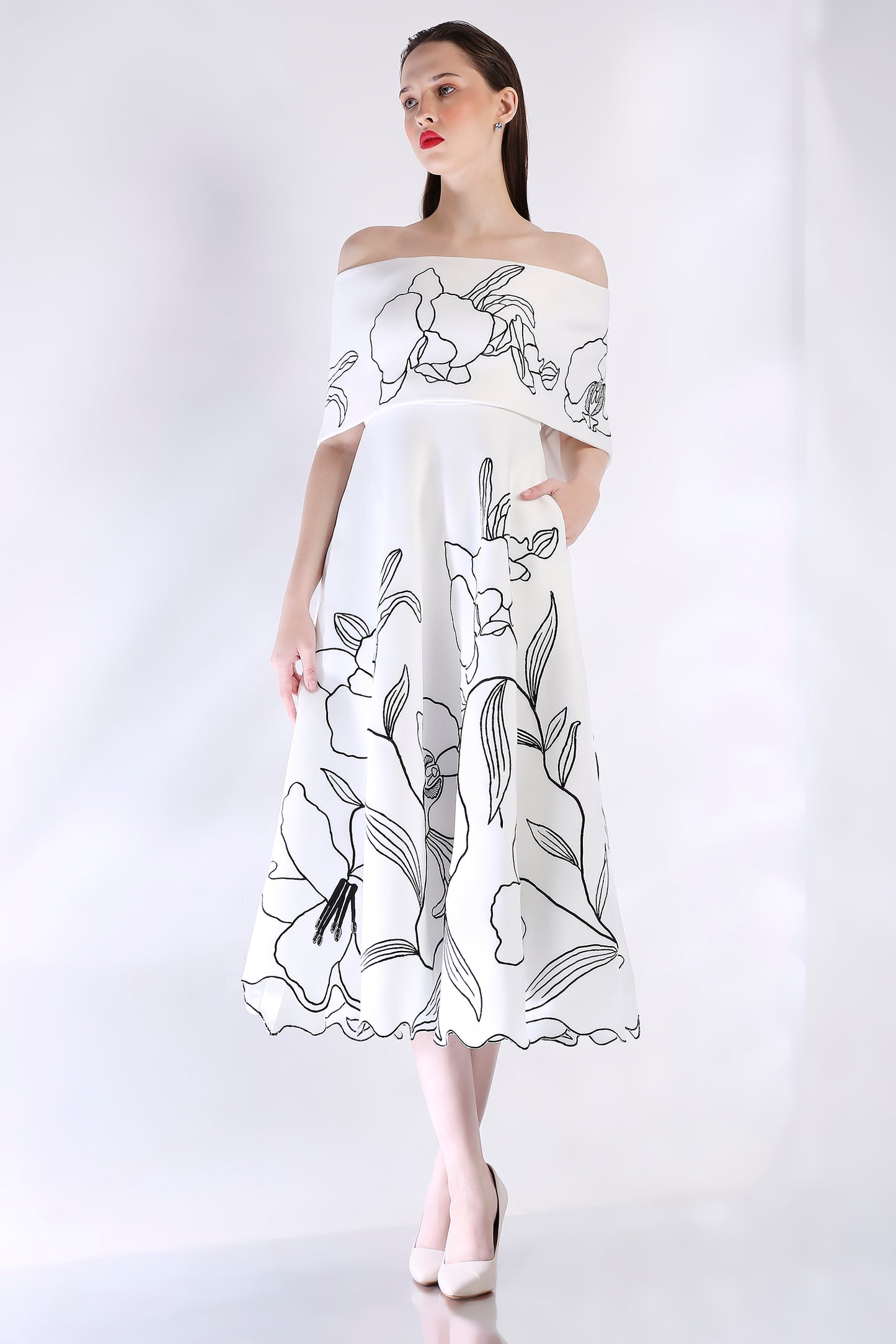 Vero + Embroidered Wrap