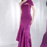 One shoulder strap with cap sleeves