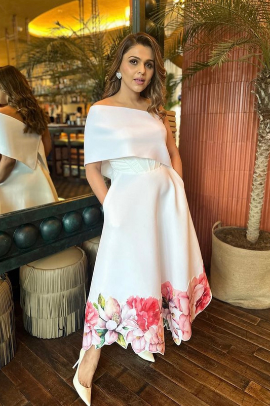 Tina Kakkad in Rose