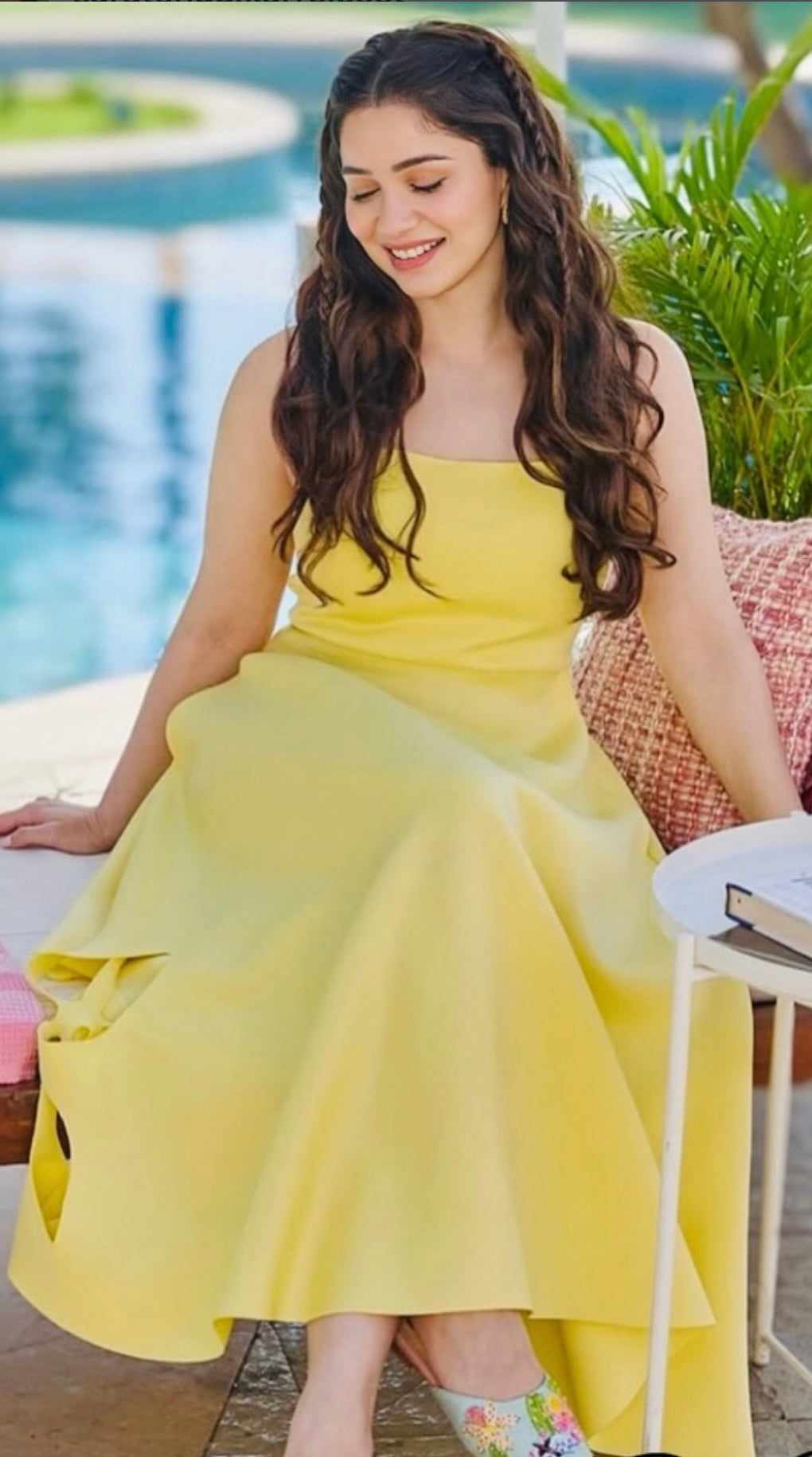 Sara Tendulkar in Daffodil