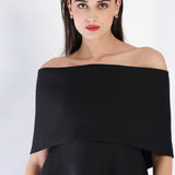 Hanna Khan in Alanna