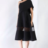 Hanna Khan in Alanna