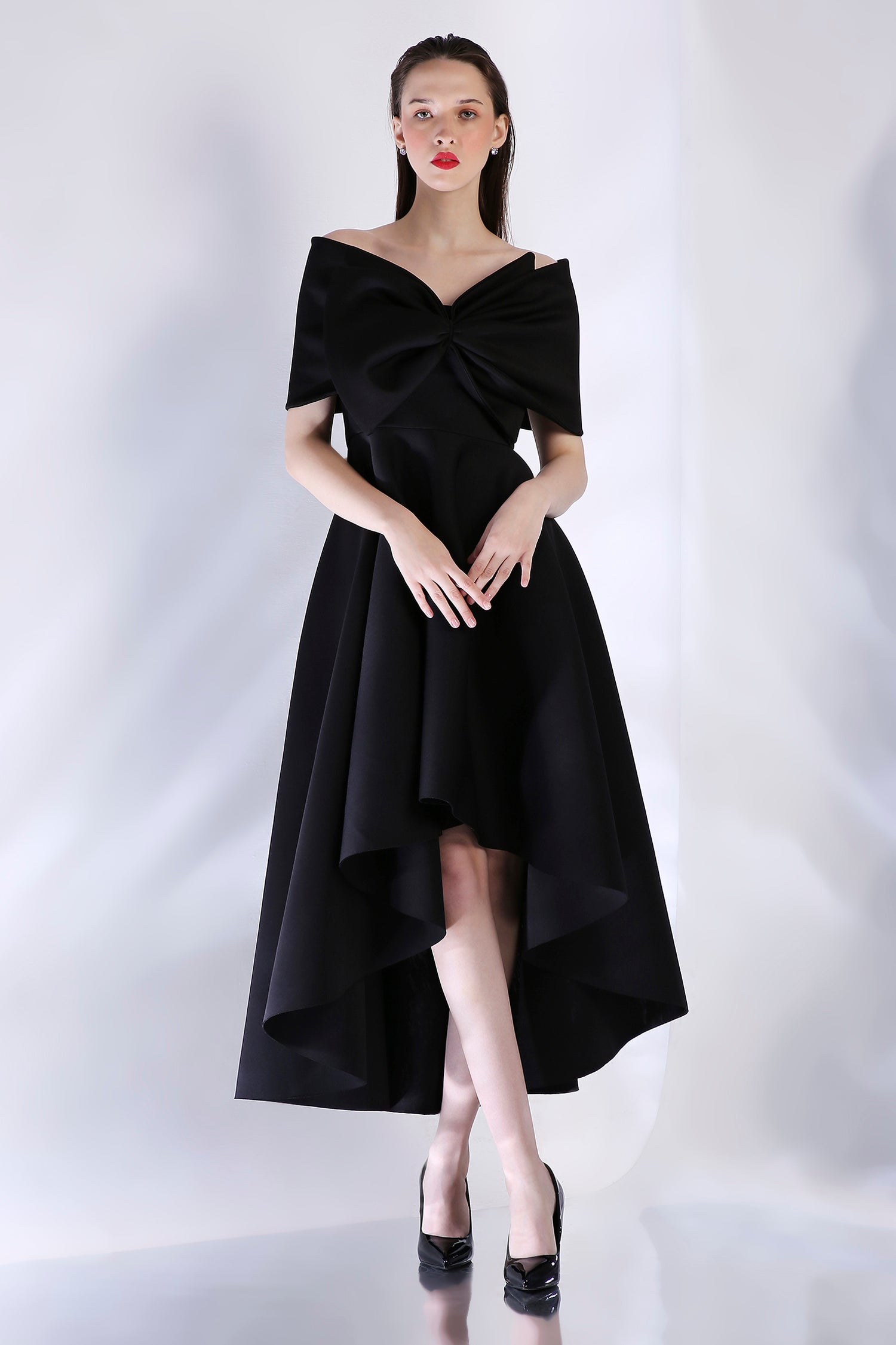 1 dress, Many ways..