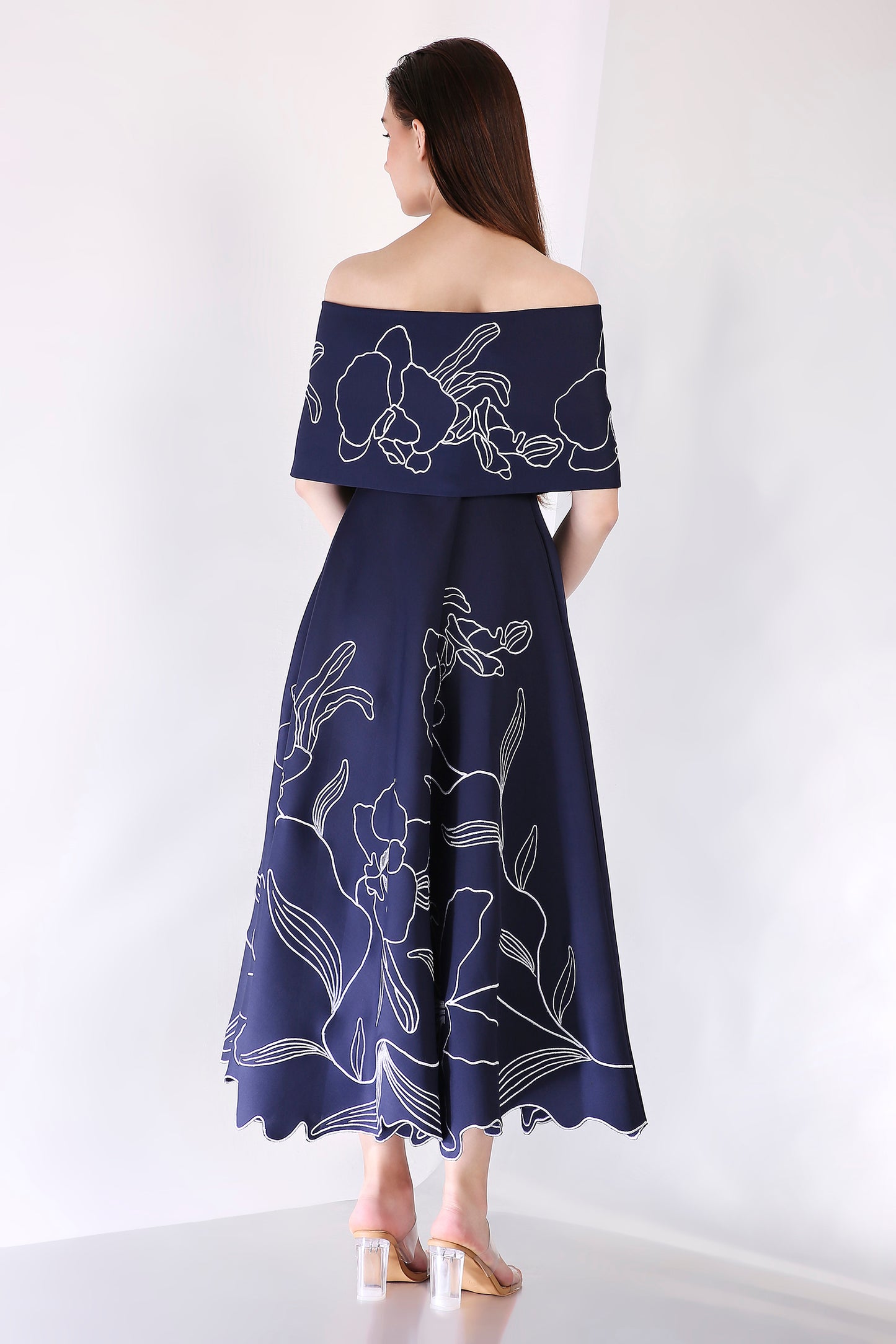 Midnight Vero + Embroidered Wrap