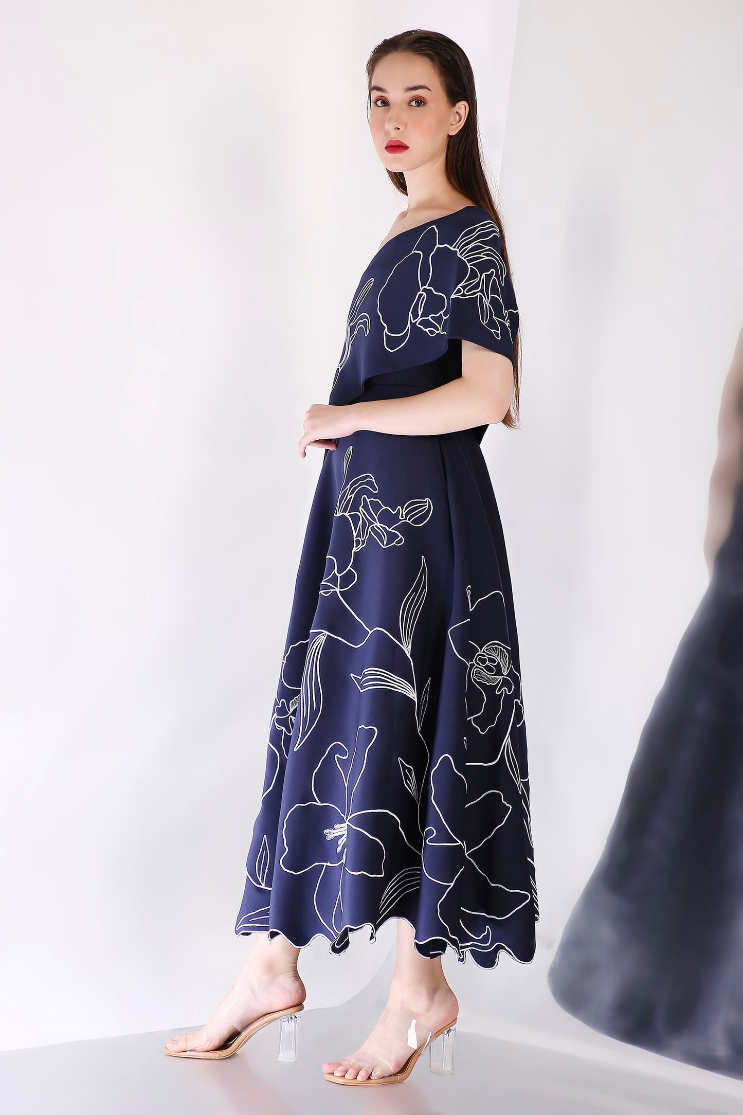 Midnight Vero + Embroidered Wrap